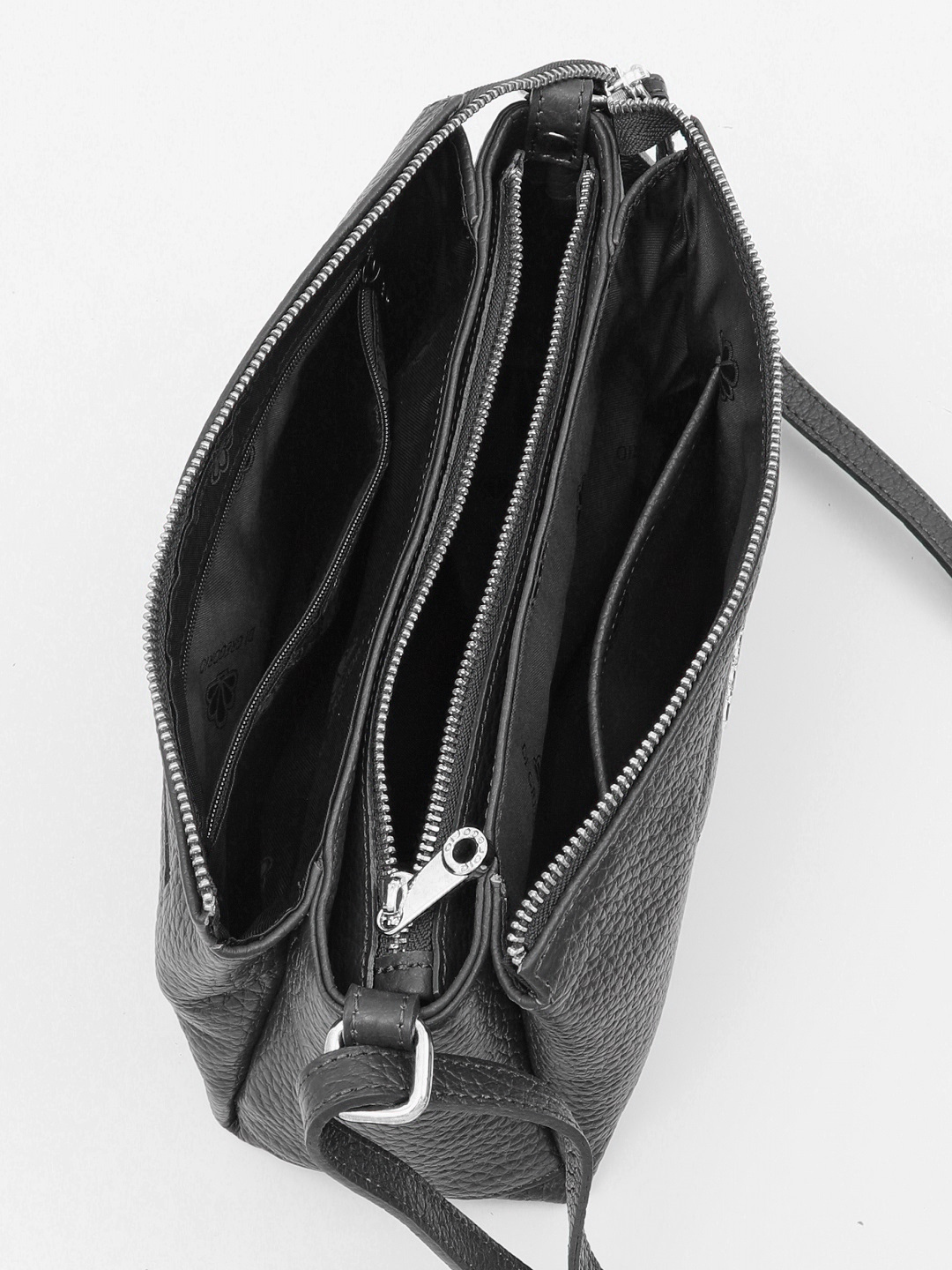 Кросс-боди с двумя кожаными пуллерами и металлическим логотипом Di Gregorio черного цвета с серебристой фурнитурой