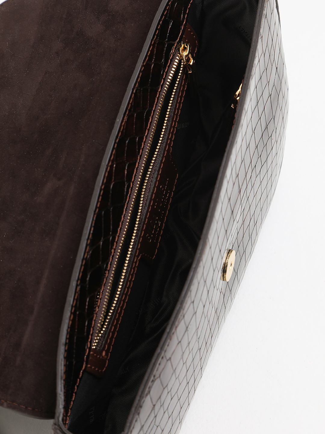 Скосый багет с именными буквами Gilda Tonelli из лаковой кожи под крокодила коричневого оттенка