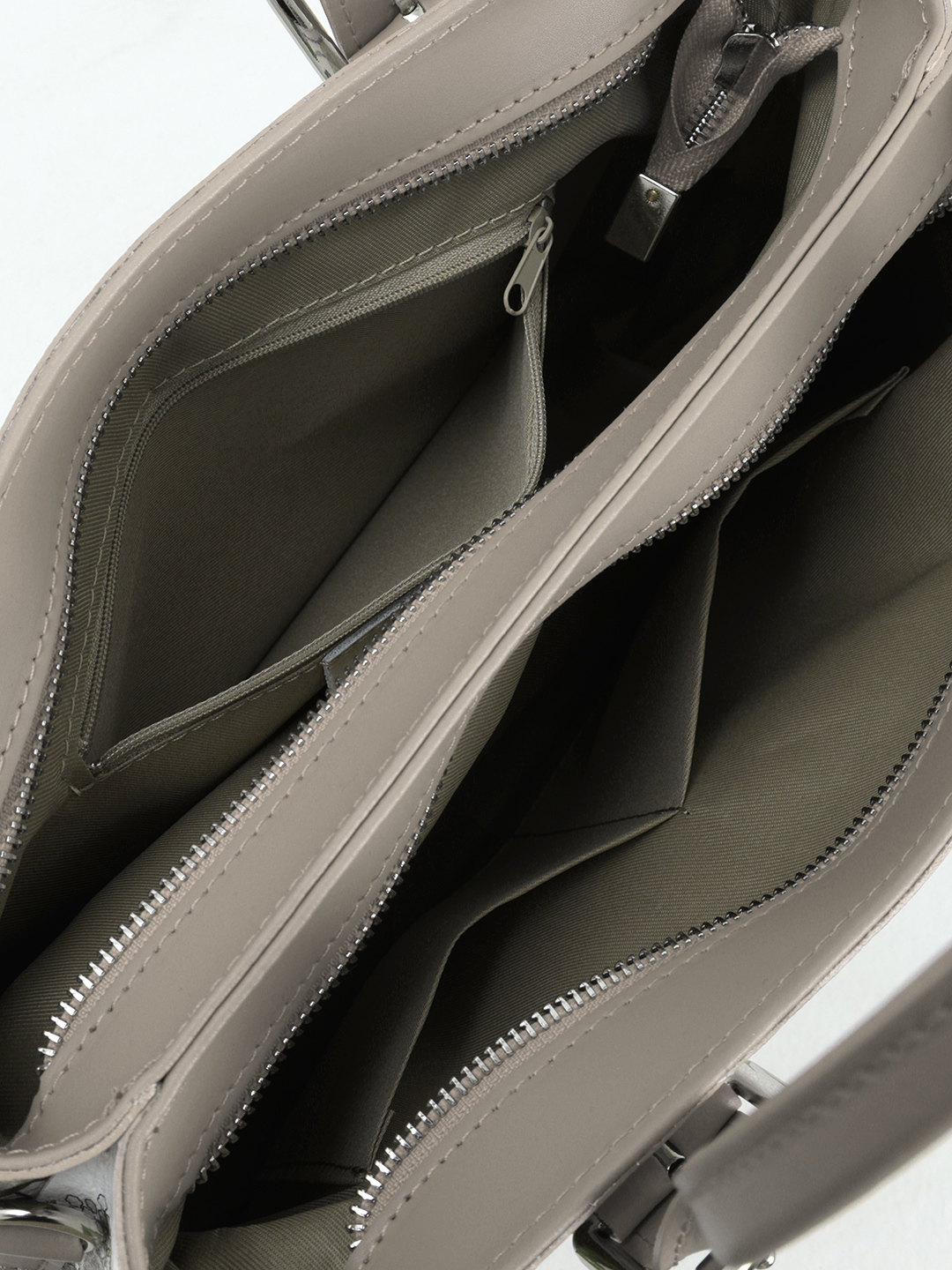 Сумка-тоут с цветочным принтом и ручками бежевого оттенка от Folle