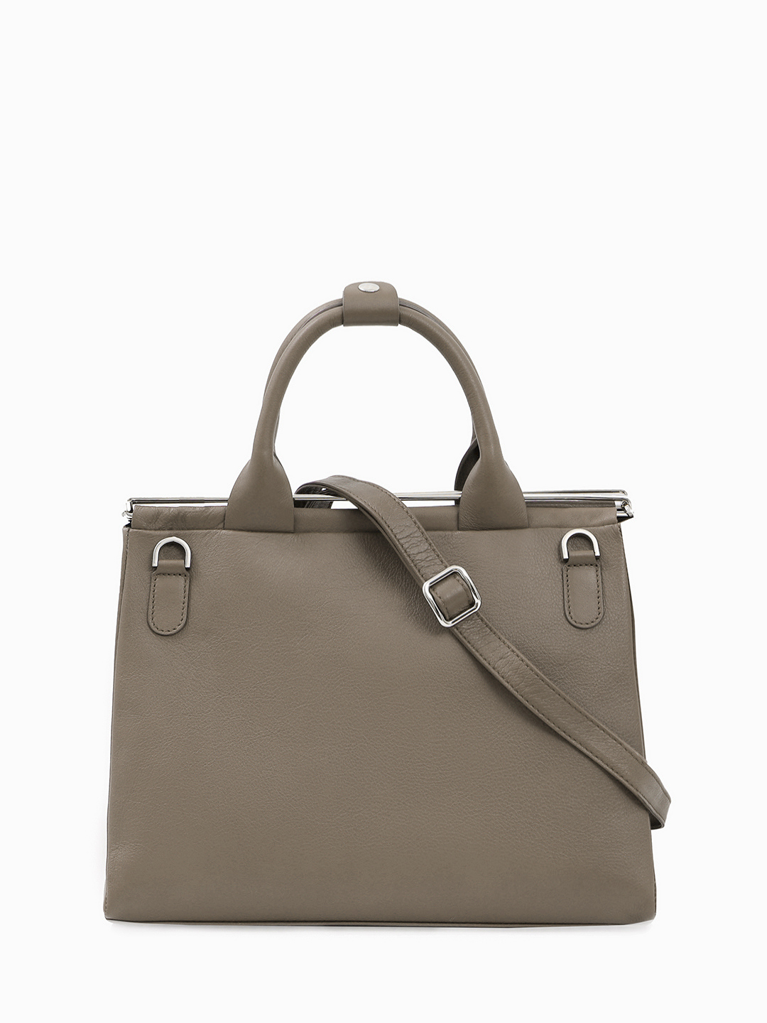 Сумка в размере М с серебристой металлической фурнитурой от Renato Angi в оттенке тауп