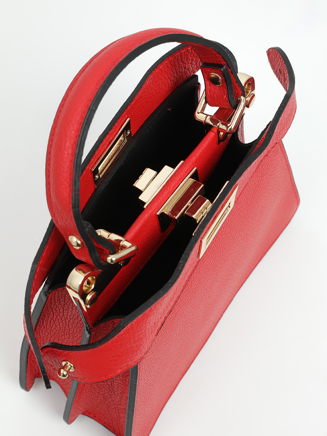 Сумка с подвеской в виде платка-твилли от Di Gregorio в красном цвете