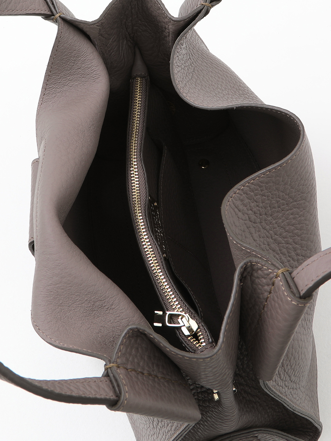 Сумка-мешок с металлической пряжкой с монограммой Gironacci в серо-бежевом цвете fumo