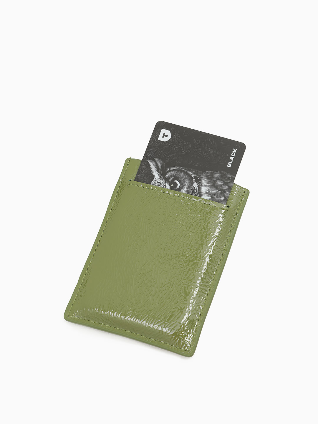 Картхолдер женский из лаковой кожи оливкового оттенка с золотой фурнитурой