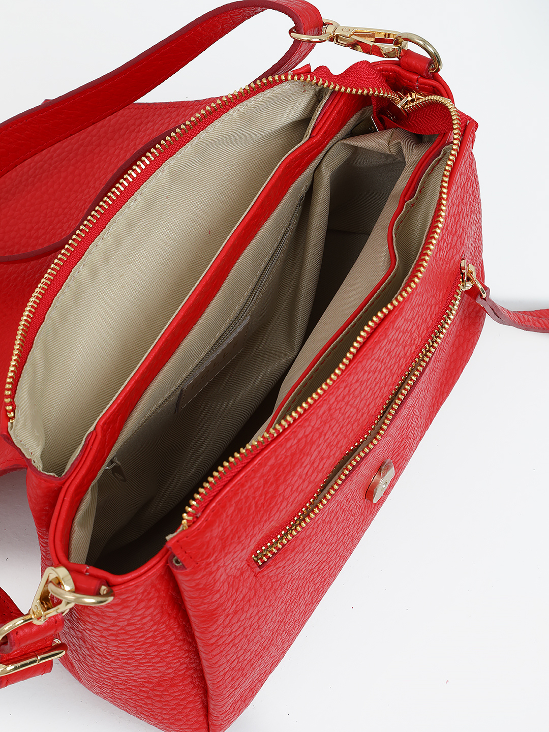 Кросс-боди на плечо с регулируемым ремнём от FOLLE из крупнозернистой кожи красного цвета