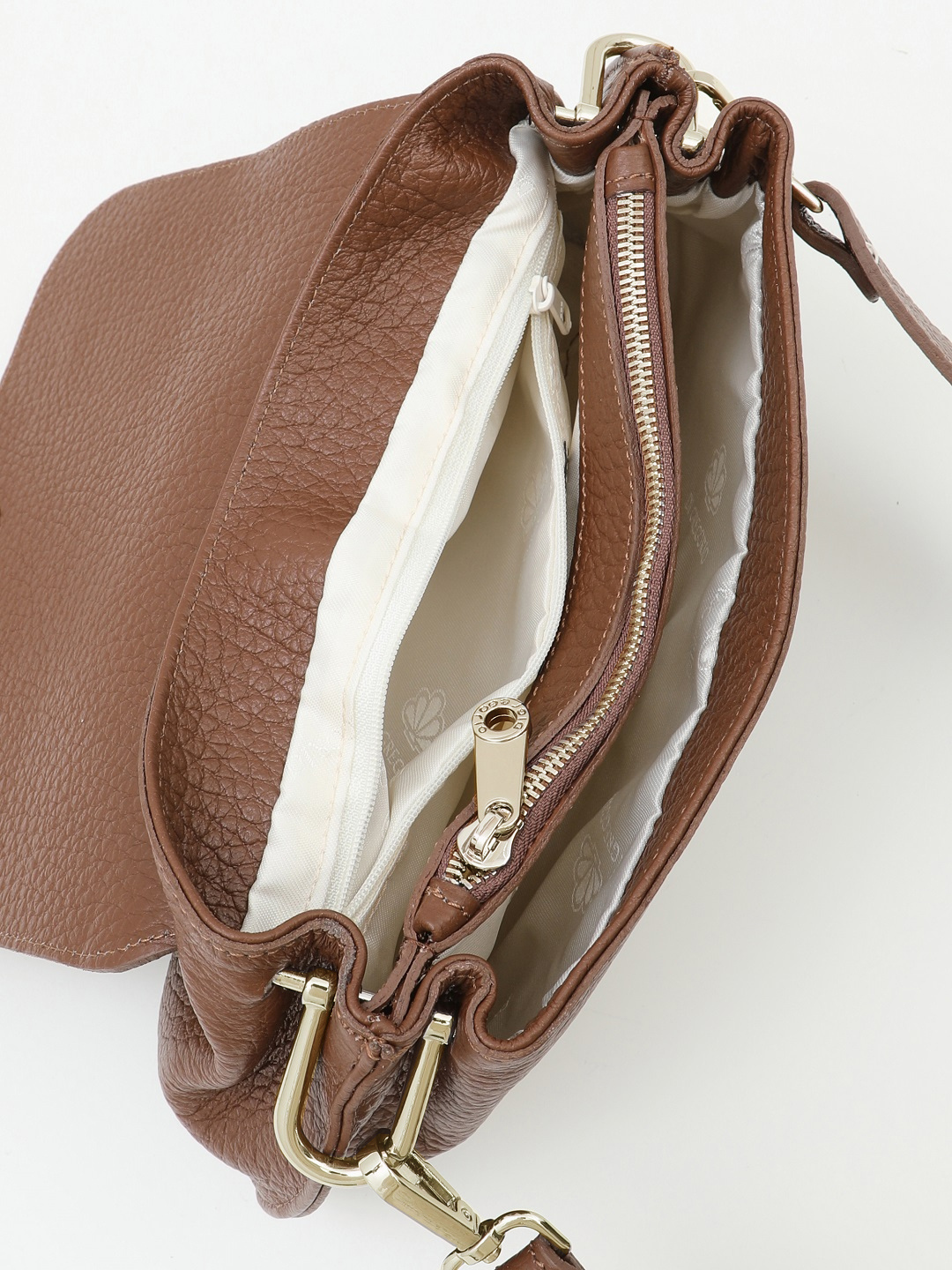 Кросс-боди с клапаном в виде ремня от Di Gregorio из натуральной кожи рыжего цвета