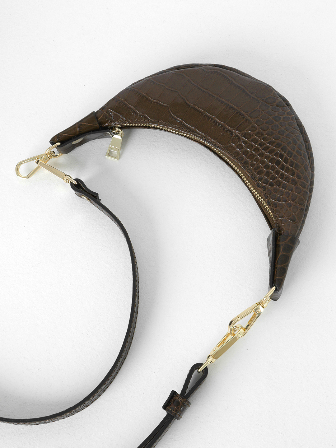 Мешок с сумкой-ручкой от RIPANI в коричневой коже со штампом под крокодила