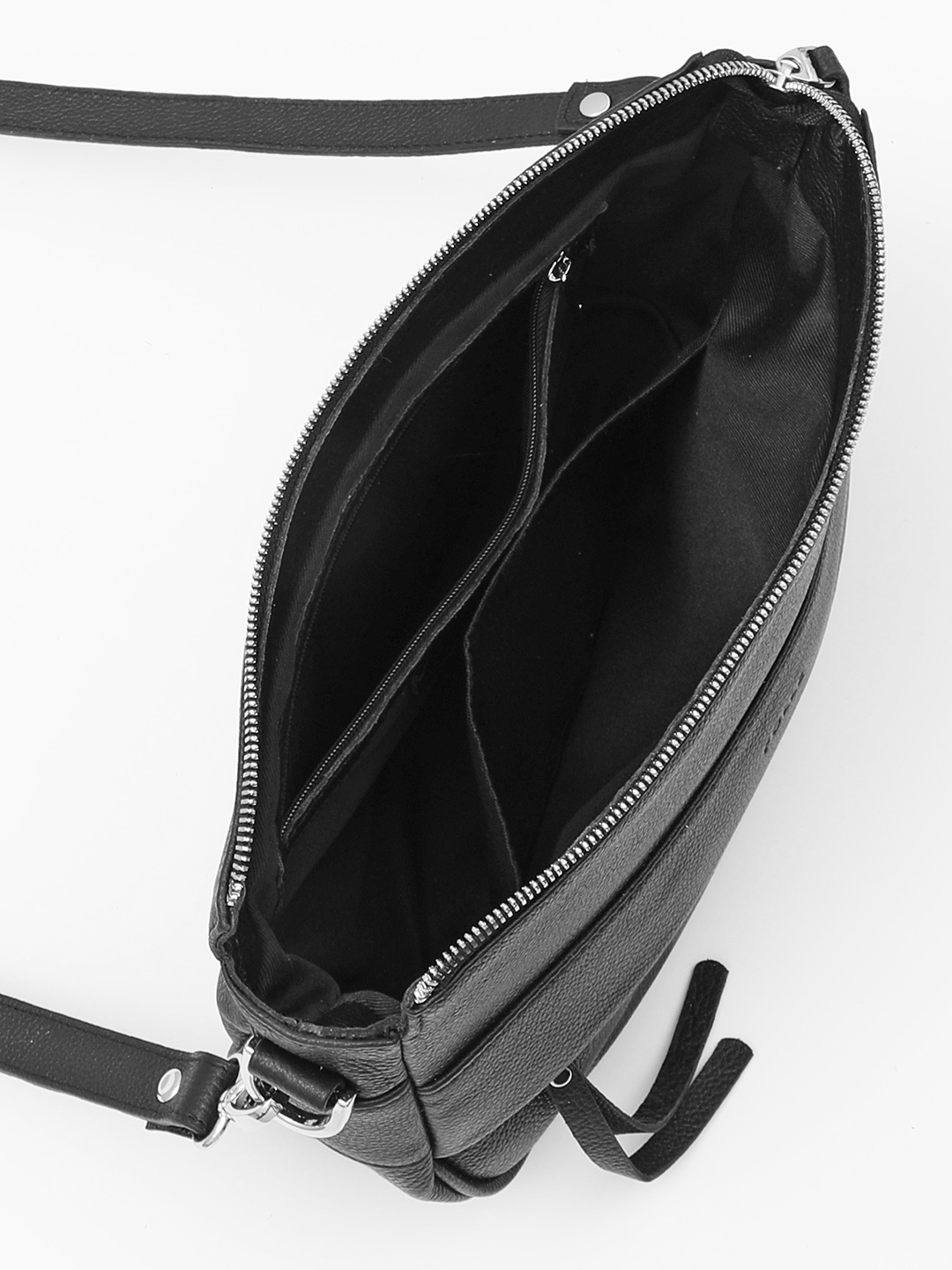 Полукруглая кросс-боди на плечо с тиснёным логотипом FOLLE в чёрном цвете