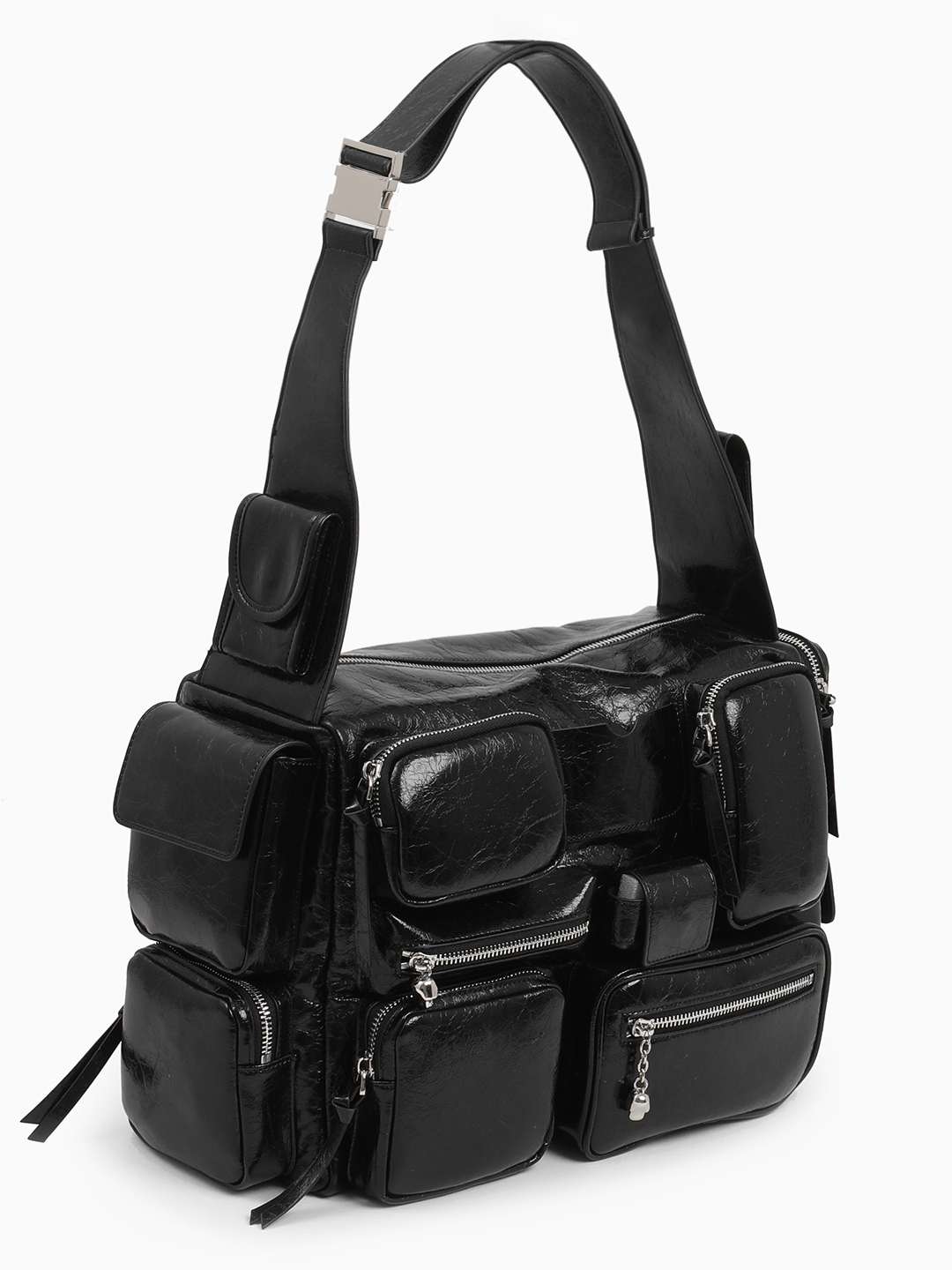 Чёрная сумка на плечо с дополнительными карманами от IVORY