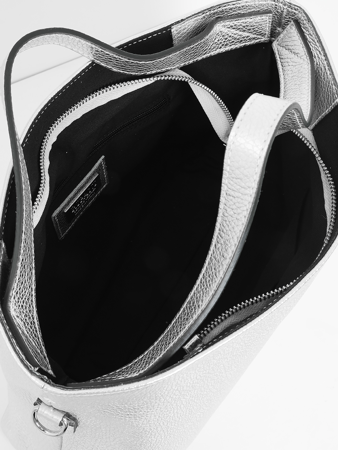 Сумка-тоут с тиснёным логотипом RIPANI в серебристом оттенке