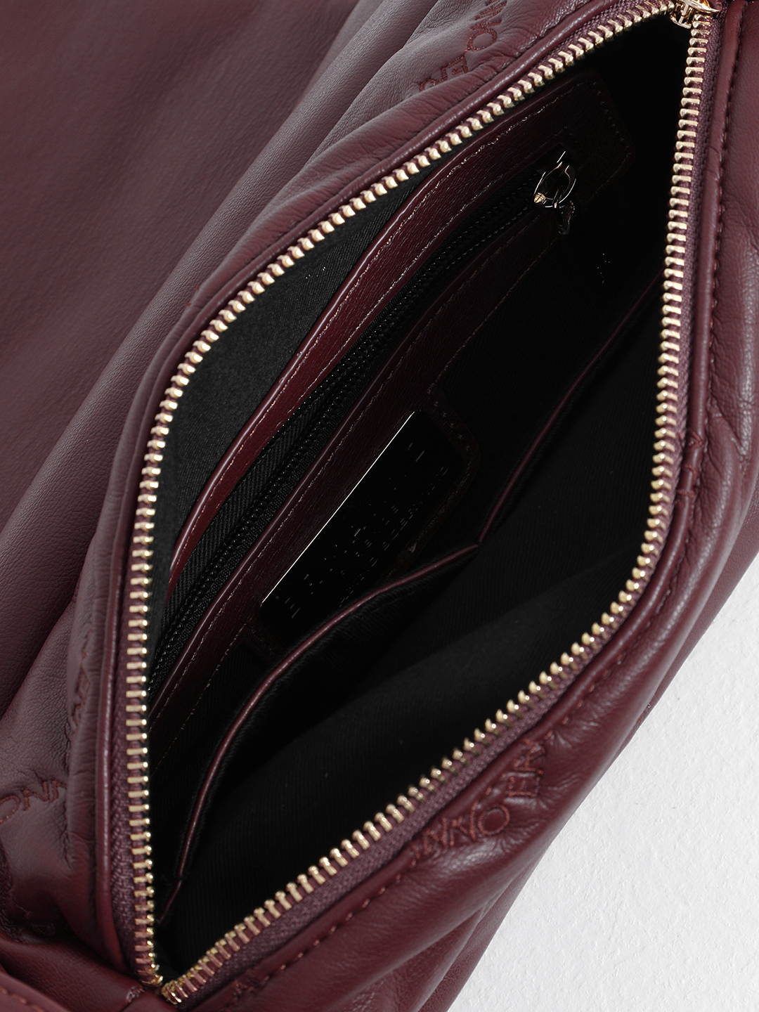 Стёганая кросс-боди на плечо с патчем с логотипом ERMANNO FIRENZE в бордовом цвете