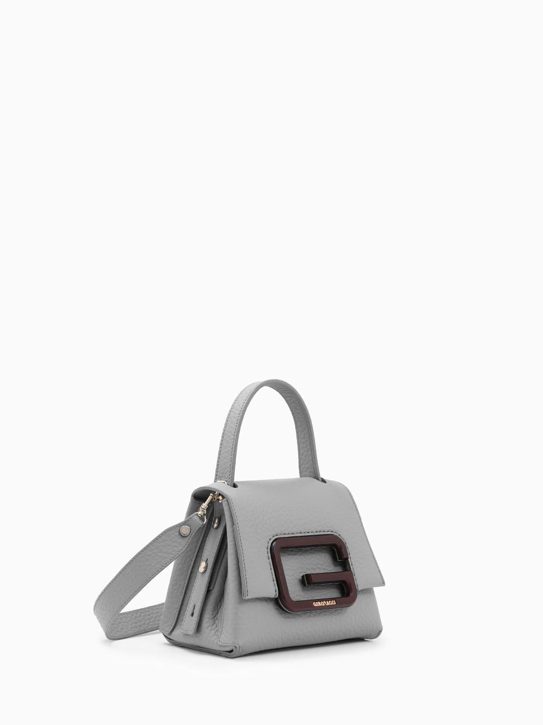 Мини-сэтчел с фурнитурой в виде буквы «G» из натурального дерева от Gironacci в сером оттенке
