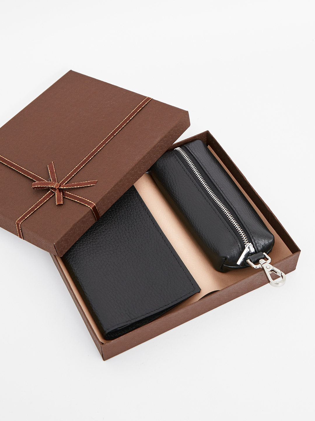 Мужской набор в чёрном цвете от Alessandro Beato в подарочной коробке