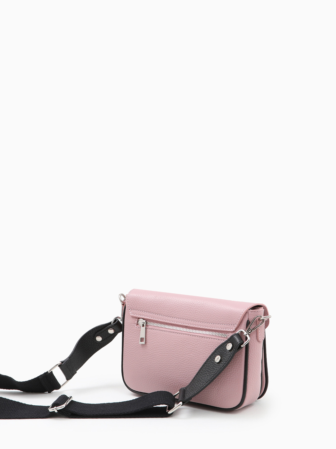 Прямоугольная кросс-боди с треугольным клапаном и кожно-текстильным ремнём от FOLLE в пудровом цвете 