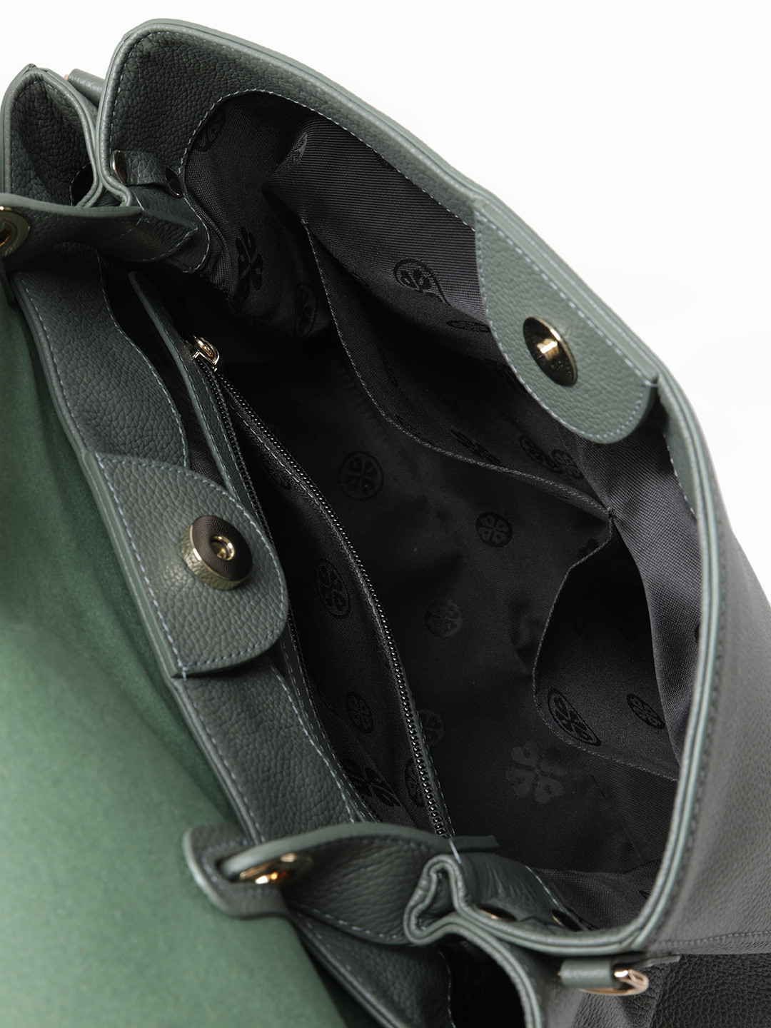 Cэтчел с массивной золотистой цепью и головой леопарда от KELLEN в оттенке милитари