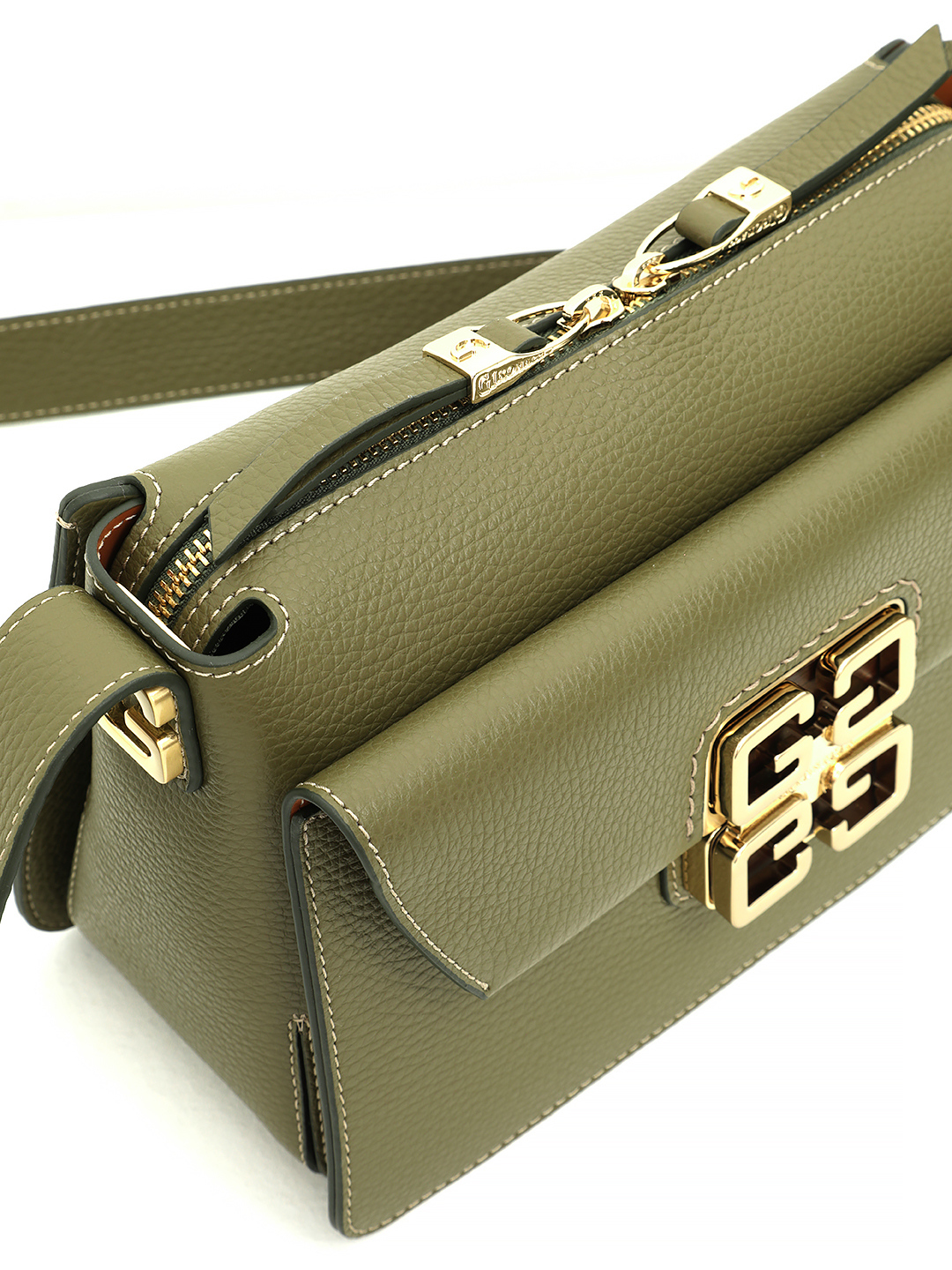 Кросс-боди с монограммой из золотистого металла от Gironacci в оливковом оттенке