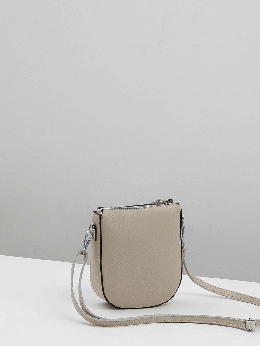 Полукруглая кросс-боди с логотипом FOLLE из крупнозернистой кожи мраморного оттенка