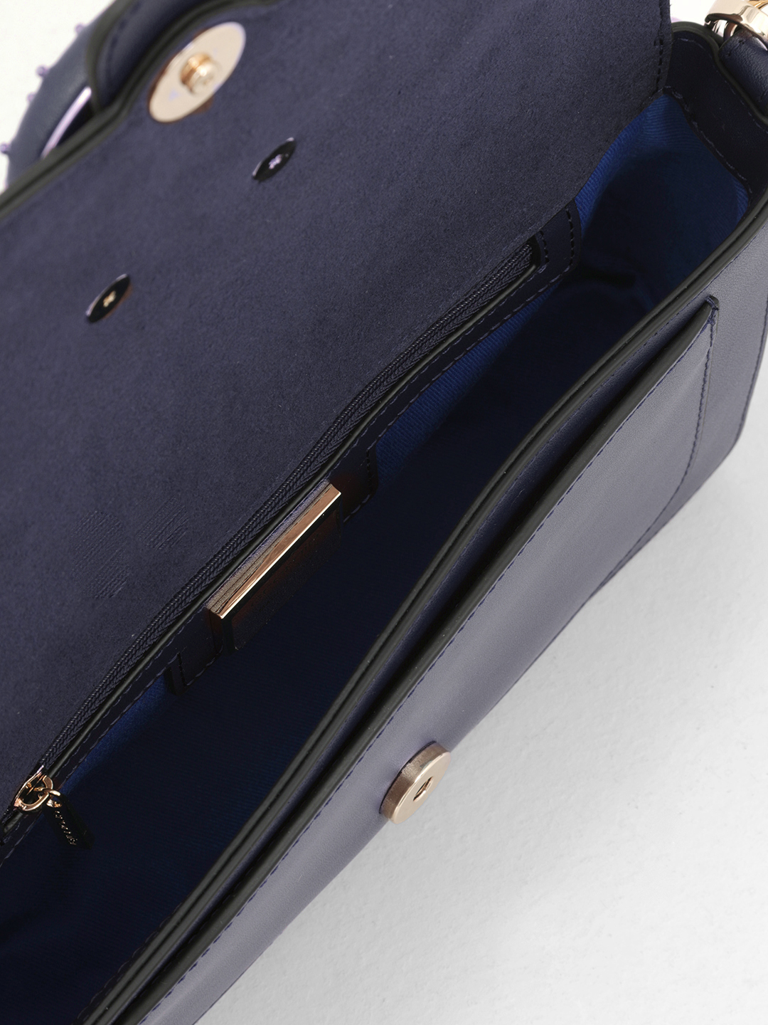 Багет от Cromia в натуральной гладкой коже синего цвета с фурнитурой в виде пряжки