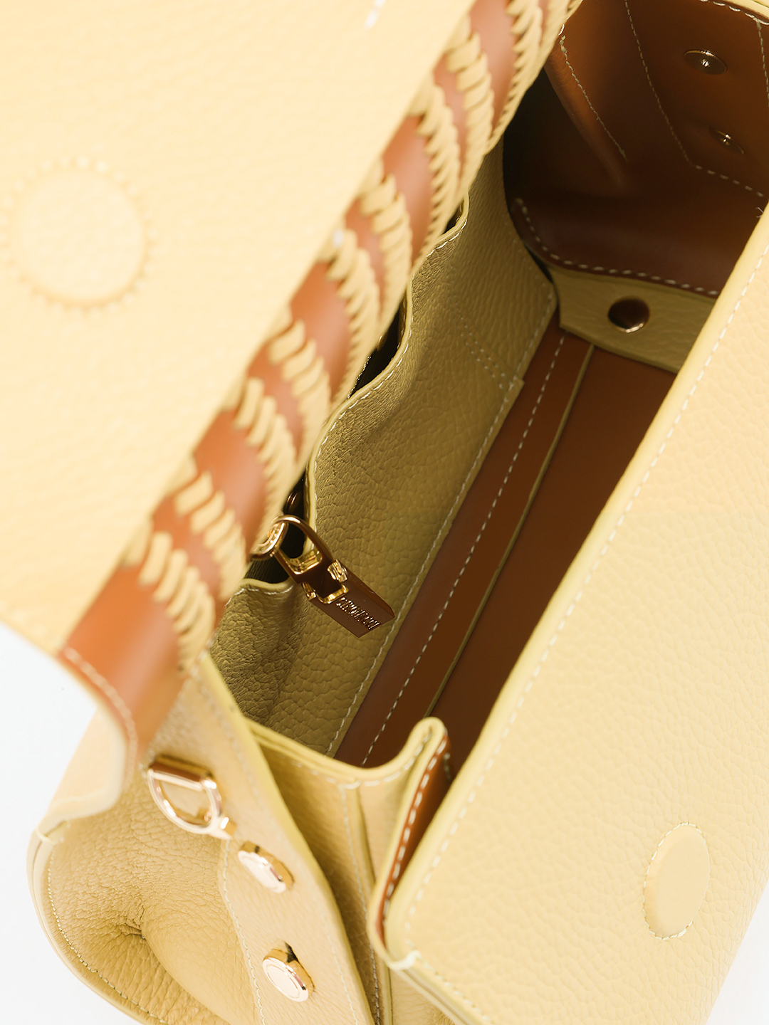 Однорукий сэтчел с рельефной строчкой от Gironacci из премиальной кожи жёлтого оттенка mimosa