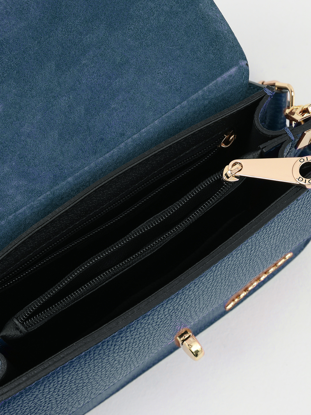 Кросс-боди с двумя ремнями и треугольным клапаном от Di Gregorio в сине-зелёном цвете petrolio