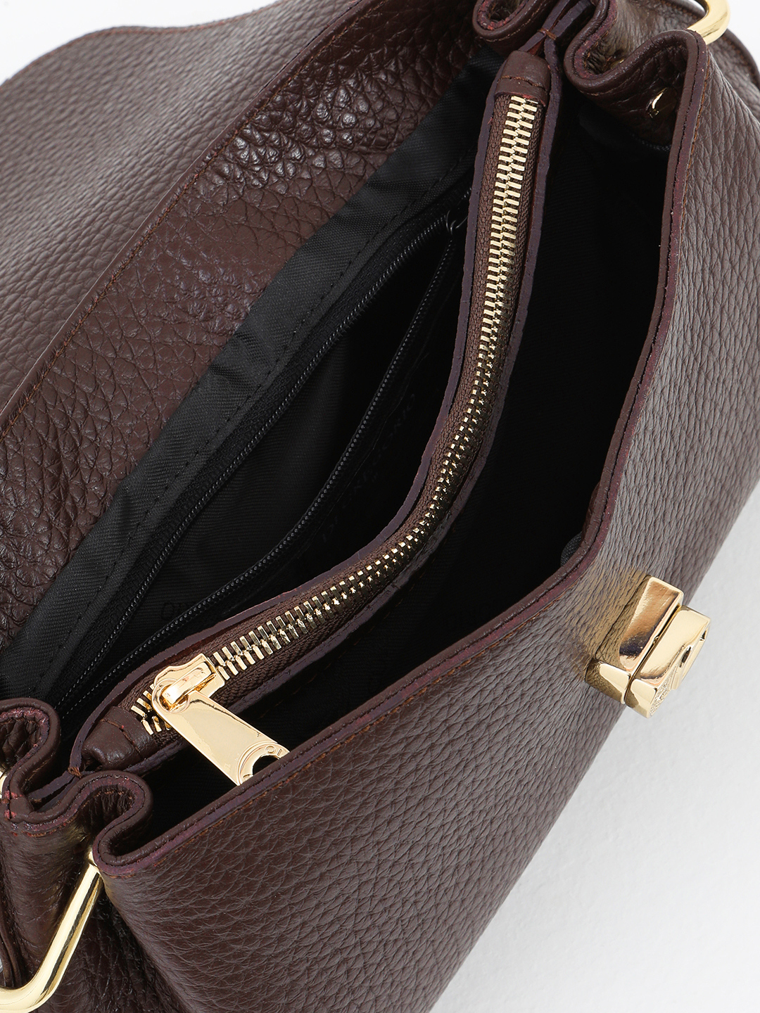 Кросс-боди в бордовом цвете с поворотной фурнитурой от Di Gregorio