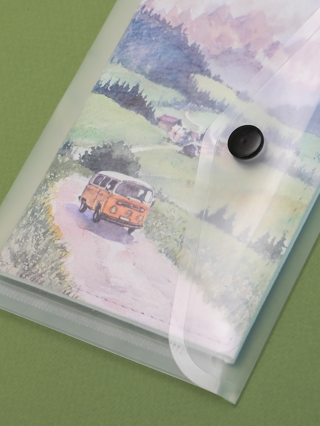 Обложка для паспорта от Alessandro Beato из натуральной кожи с принтом машины среди холмов