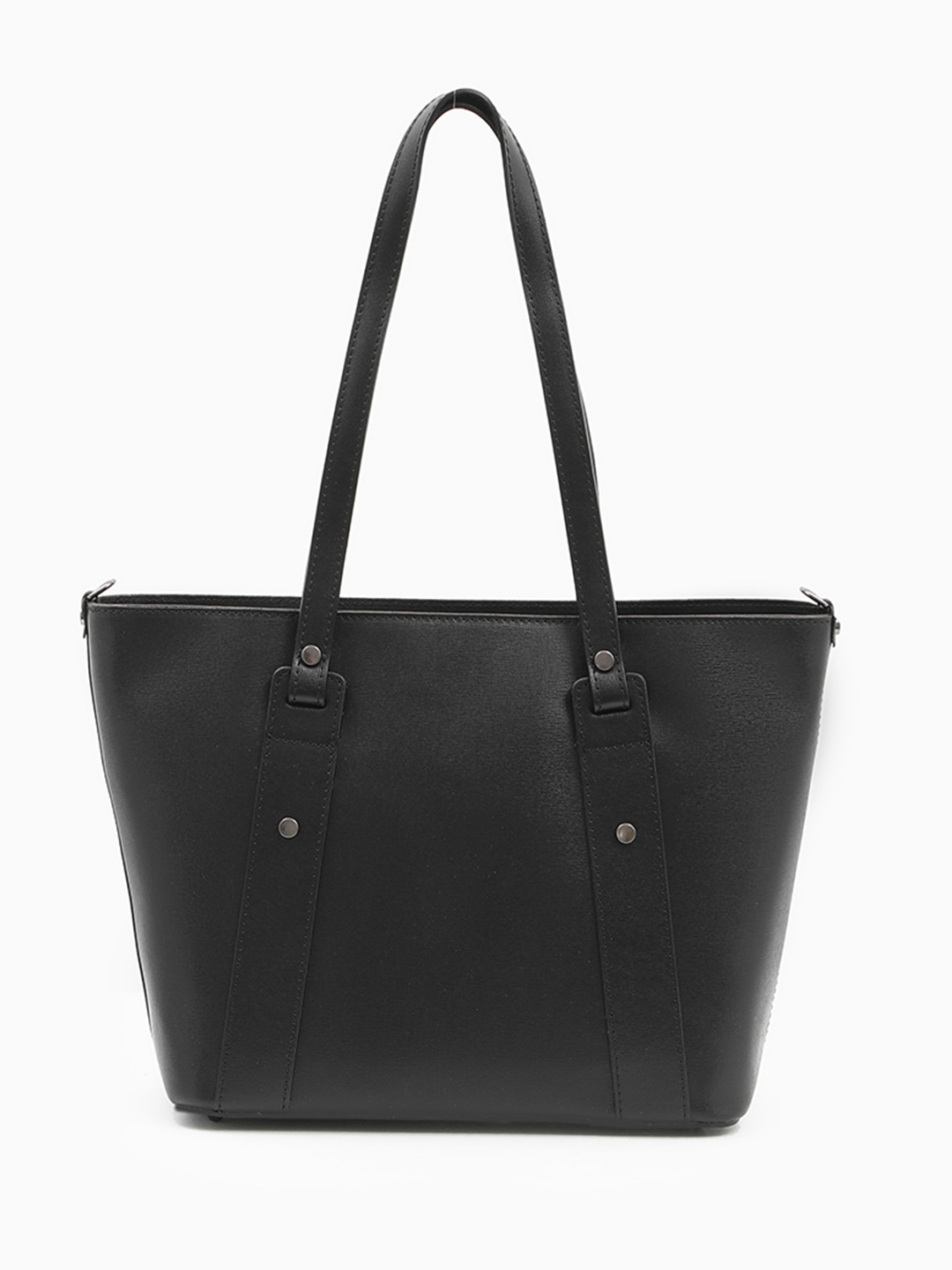 Чёрная сумка-трапеция IZZI с длинным плечевым ремнём от BE NICE