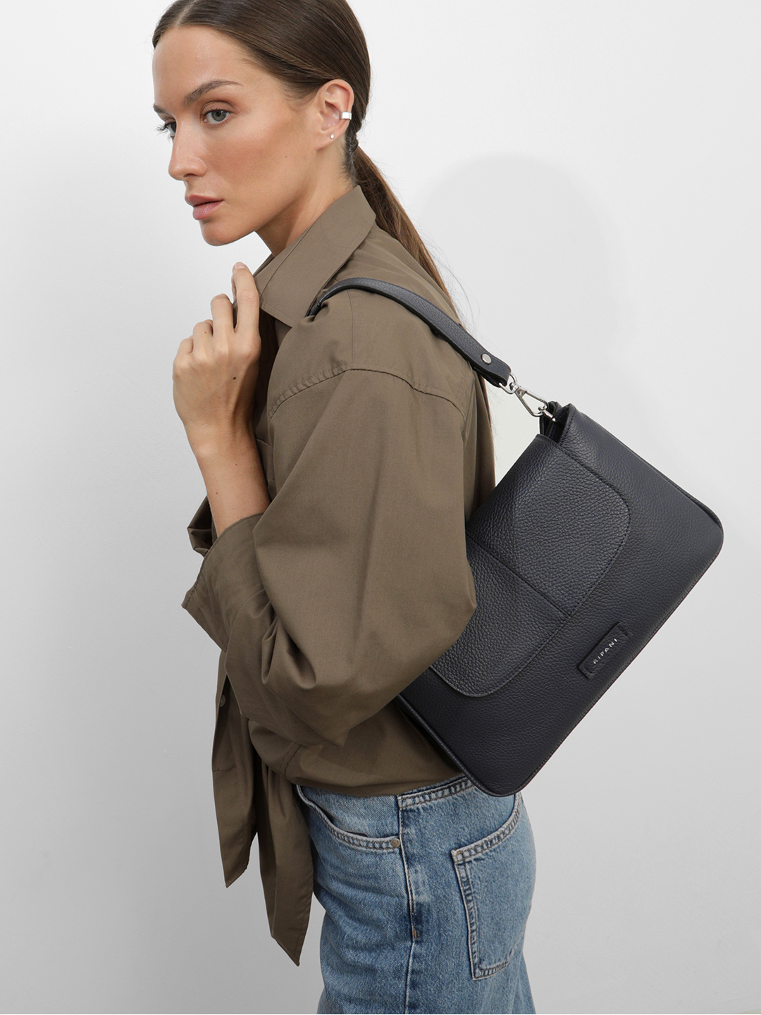 Синяя кросс-боди на плечо с патчем с логотипом RIPANI