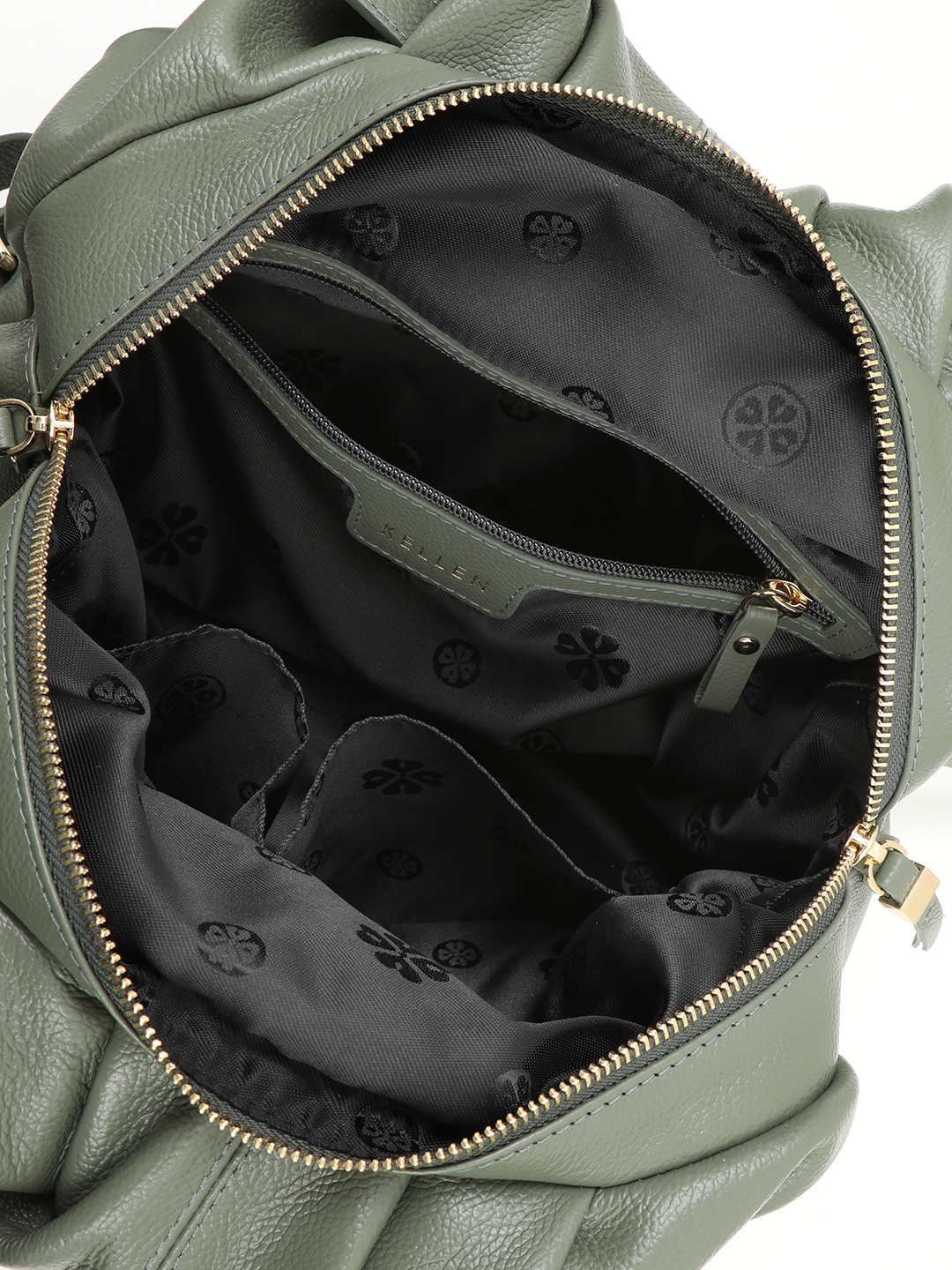 Сумка-рюкзак с круглой ручкой из натуральной кожи зелёного цвета от KELLEN