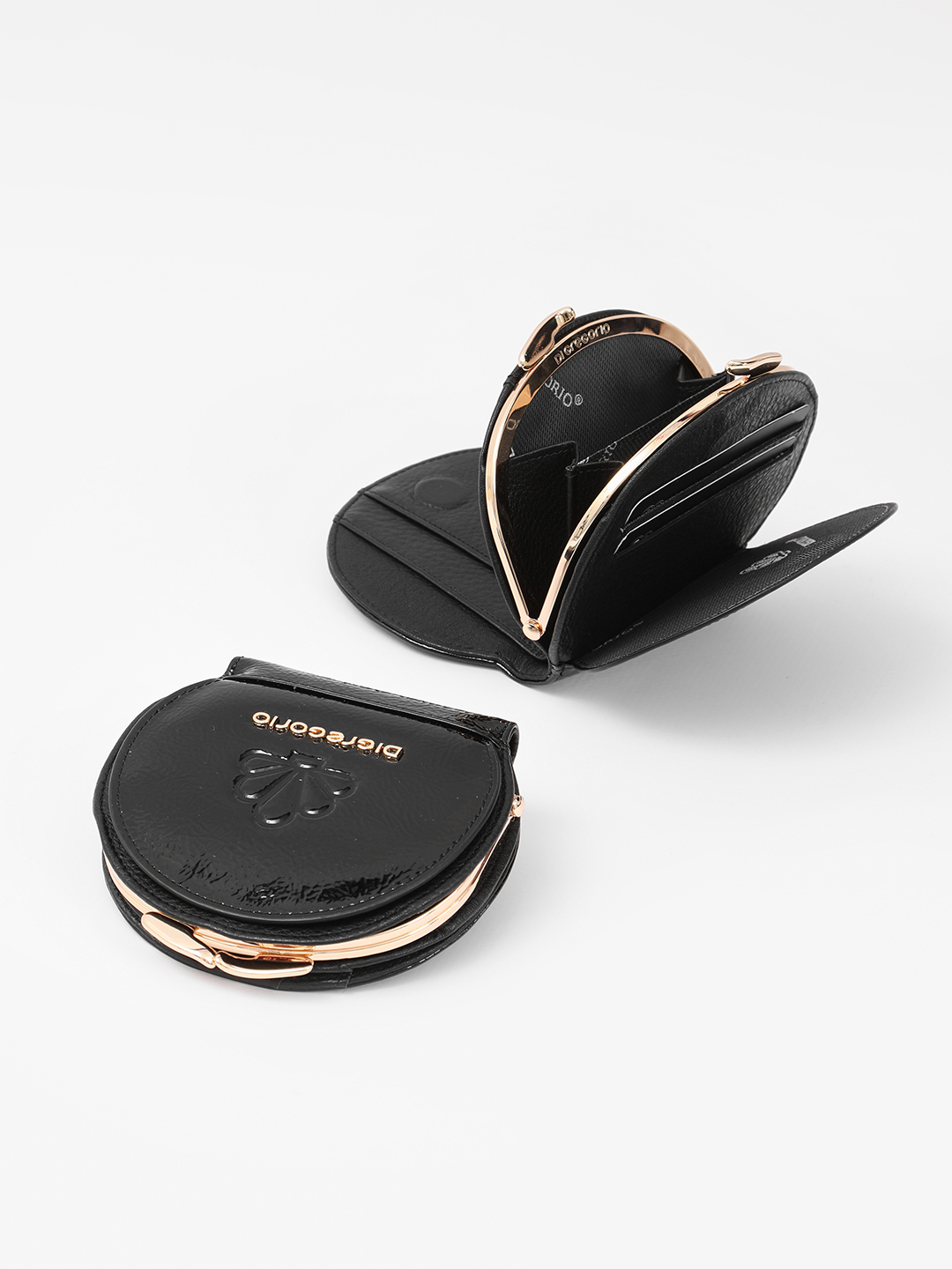 Полукруглый кошелёк с рельефным рисунком от Di Gregorio из лаковой кожи чёрного цвета