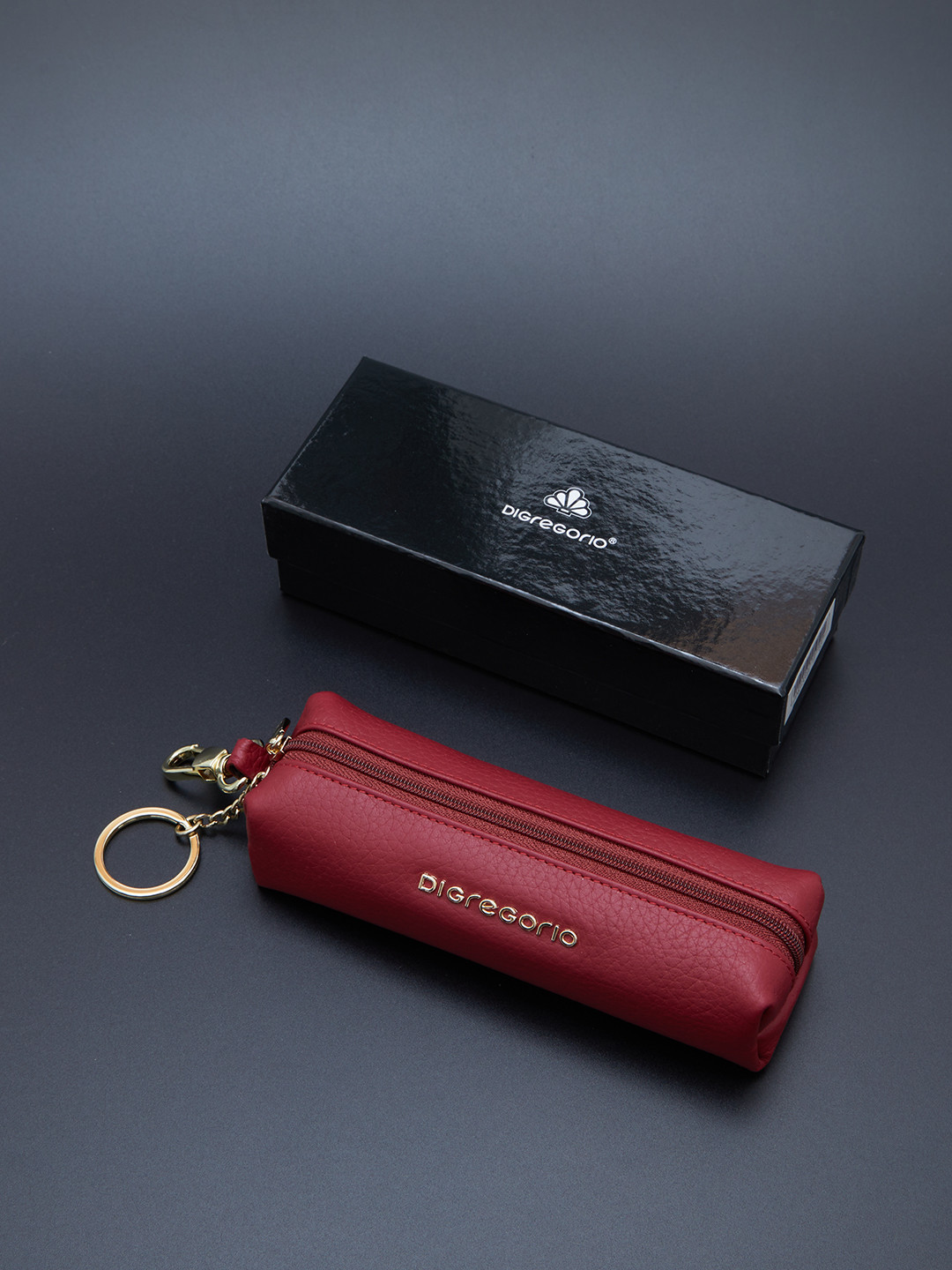 Ключница с именной гравировкой Di Gregorio бордового оттенка