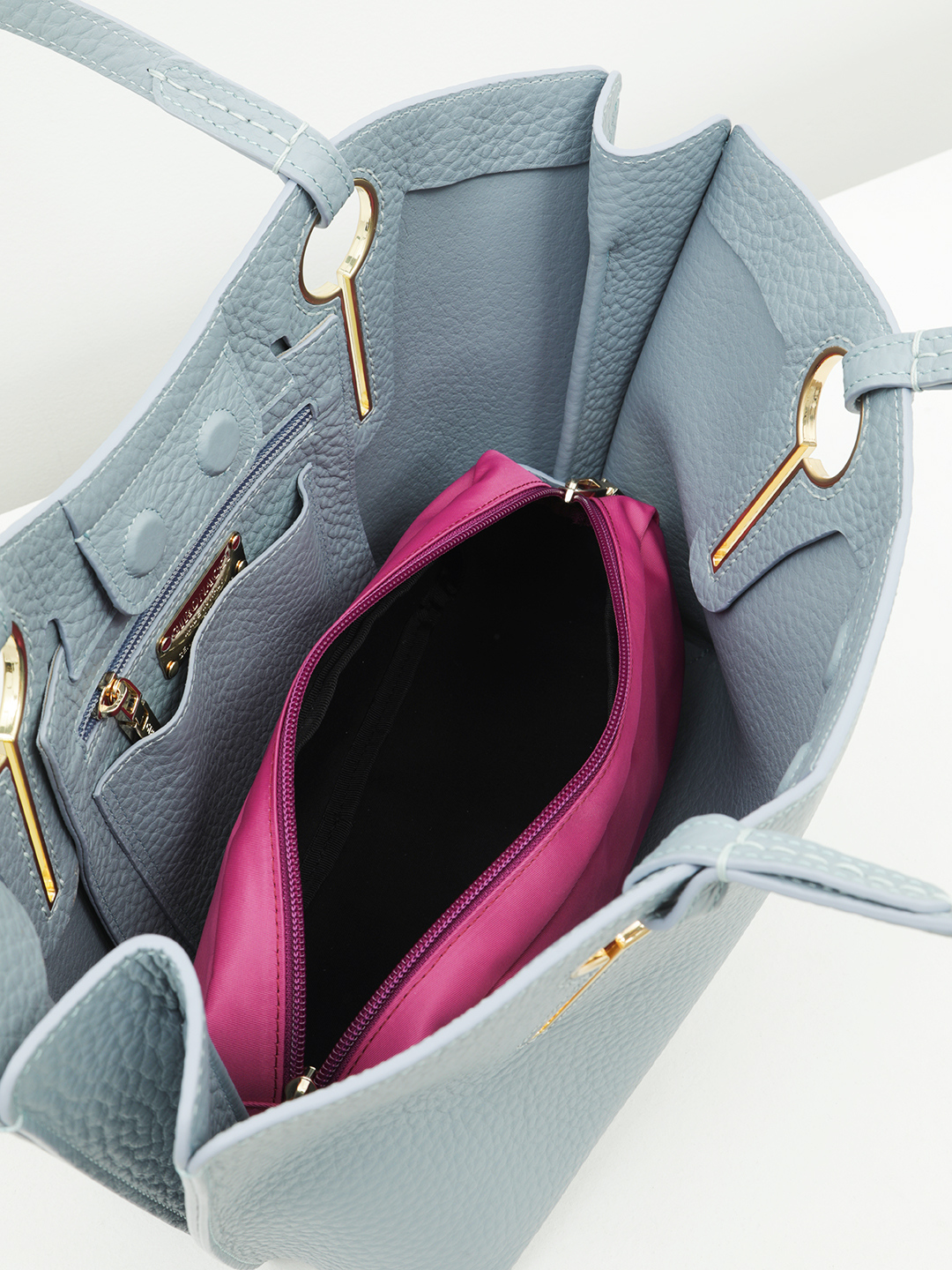 Сумка-тоут с яркой косметичкой на молнии от Gironacci в голубом оттенке pervinca