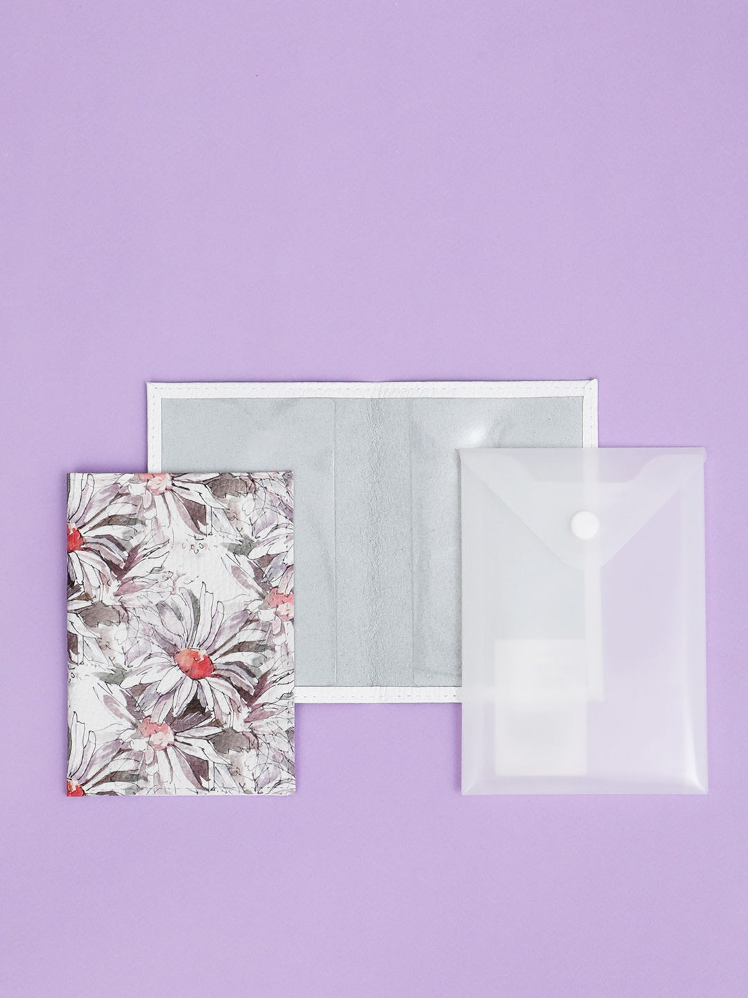 Обложка для паспорта от Alessandro Beato из натуральной кожи с принтом цветов в сиреневых тонах