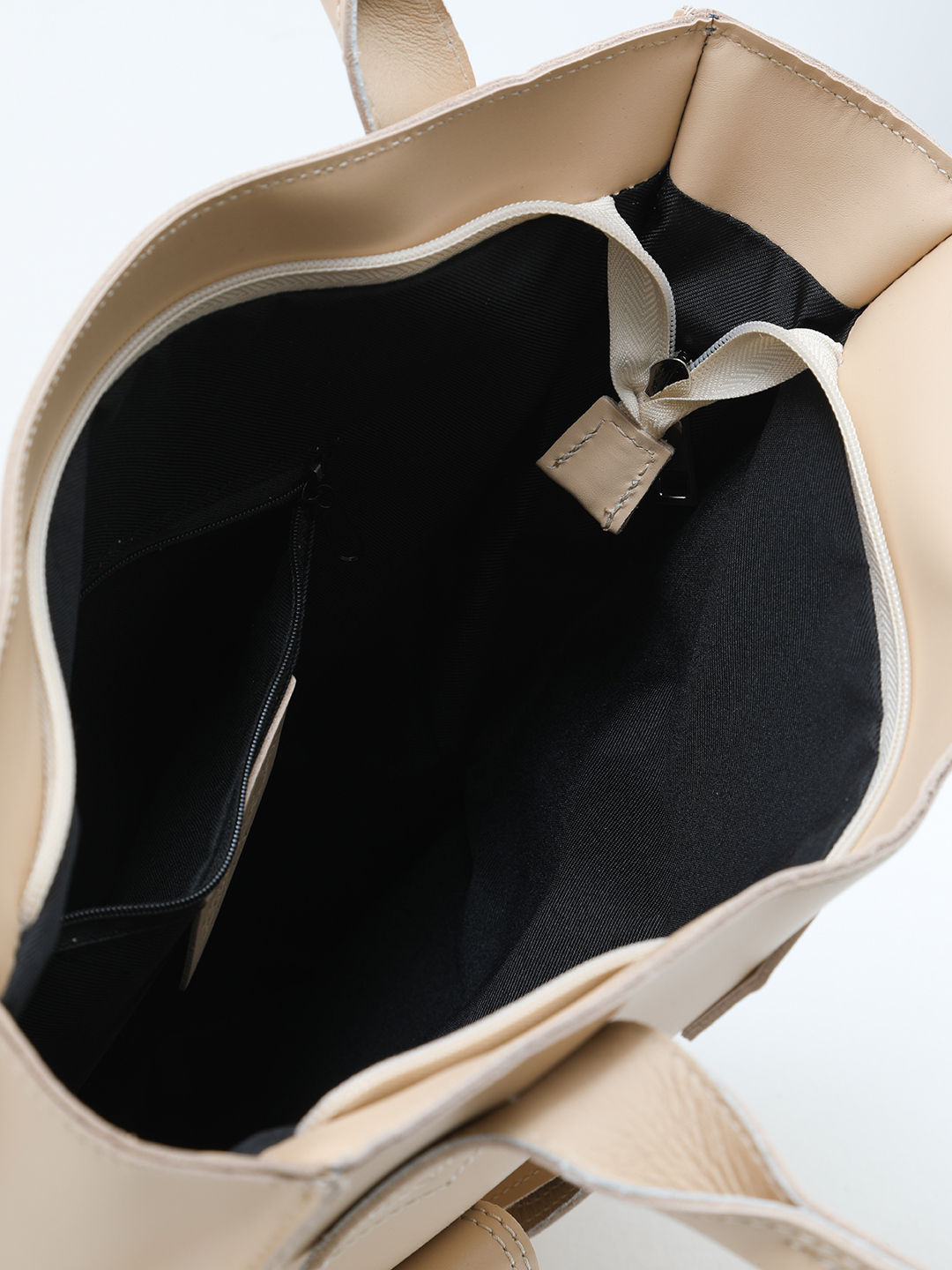 Бежевая сумка-шоппер с дополнительными карманами от FOLLE из винтажной кожи vacchetta