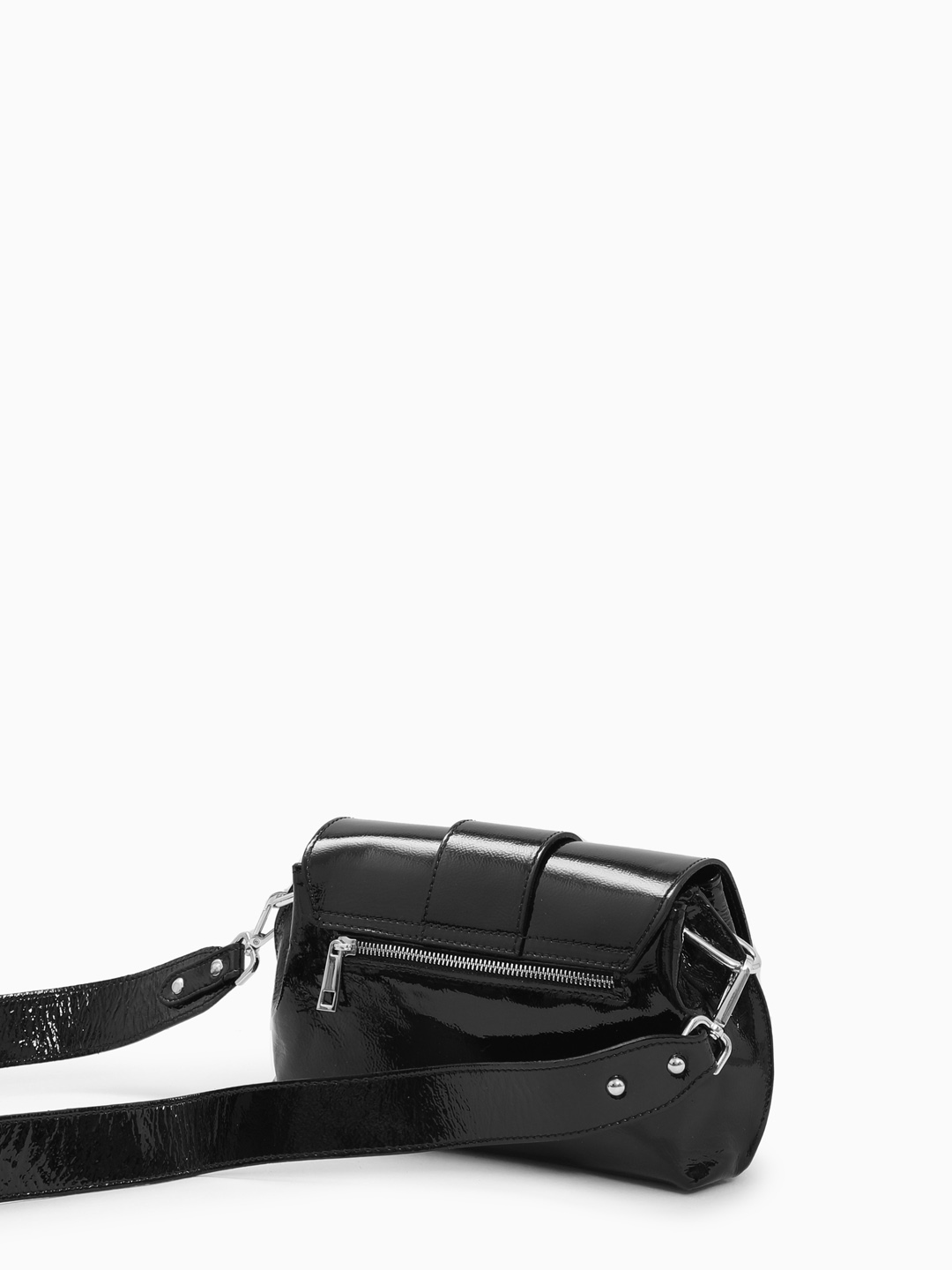 Кросс-боди на плечо с клапаном в виде ремня от FOLLE из лаковой кожи чёрного цвета
