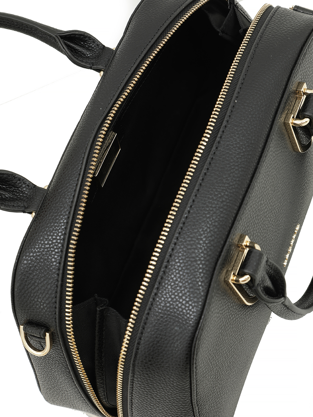 Боулер от Cromia в натуральной зернистой коже черного цвета 