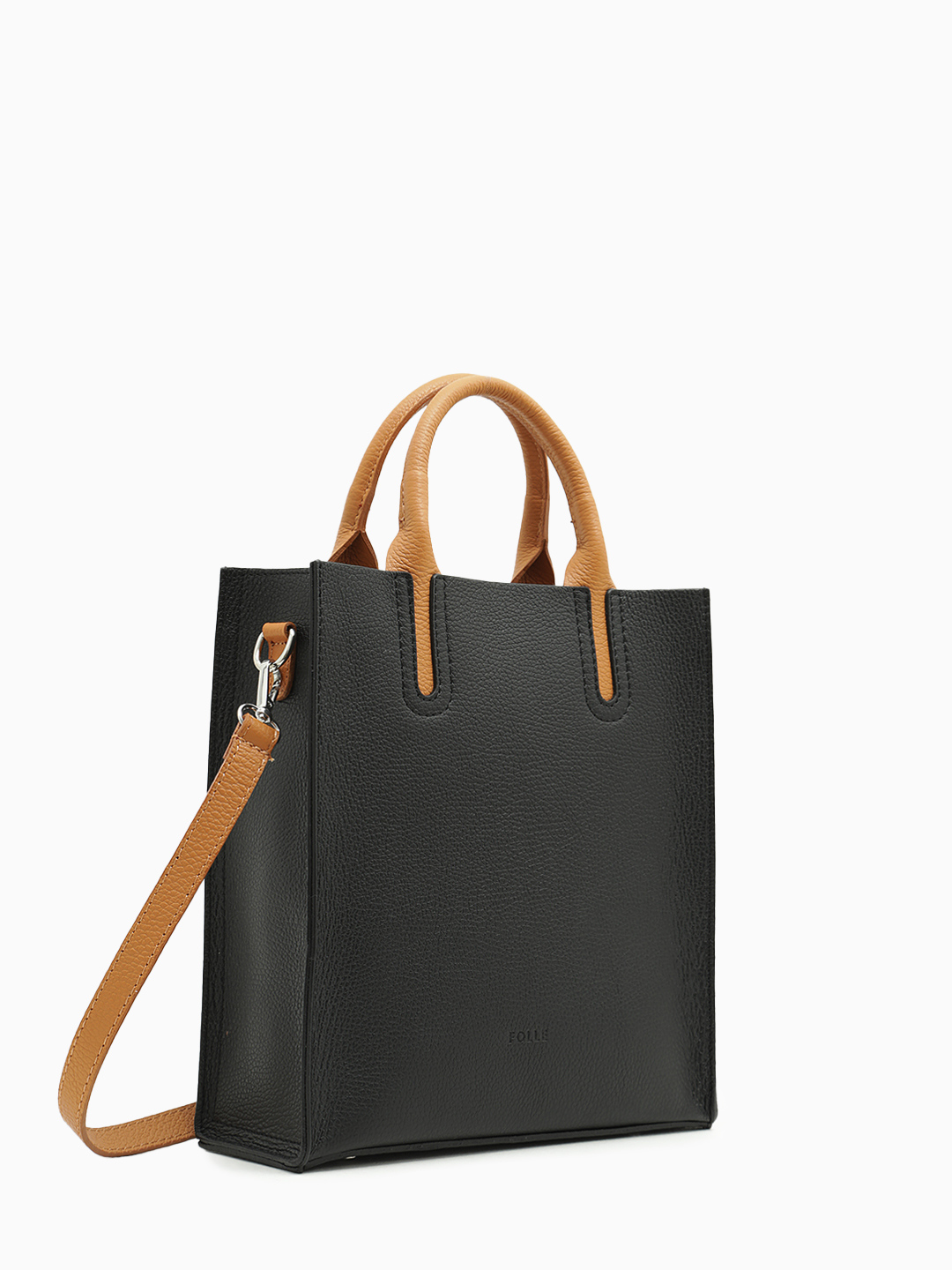 Прямоугольный тоут чёрного цвета с рыжими ручками от FOLLE