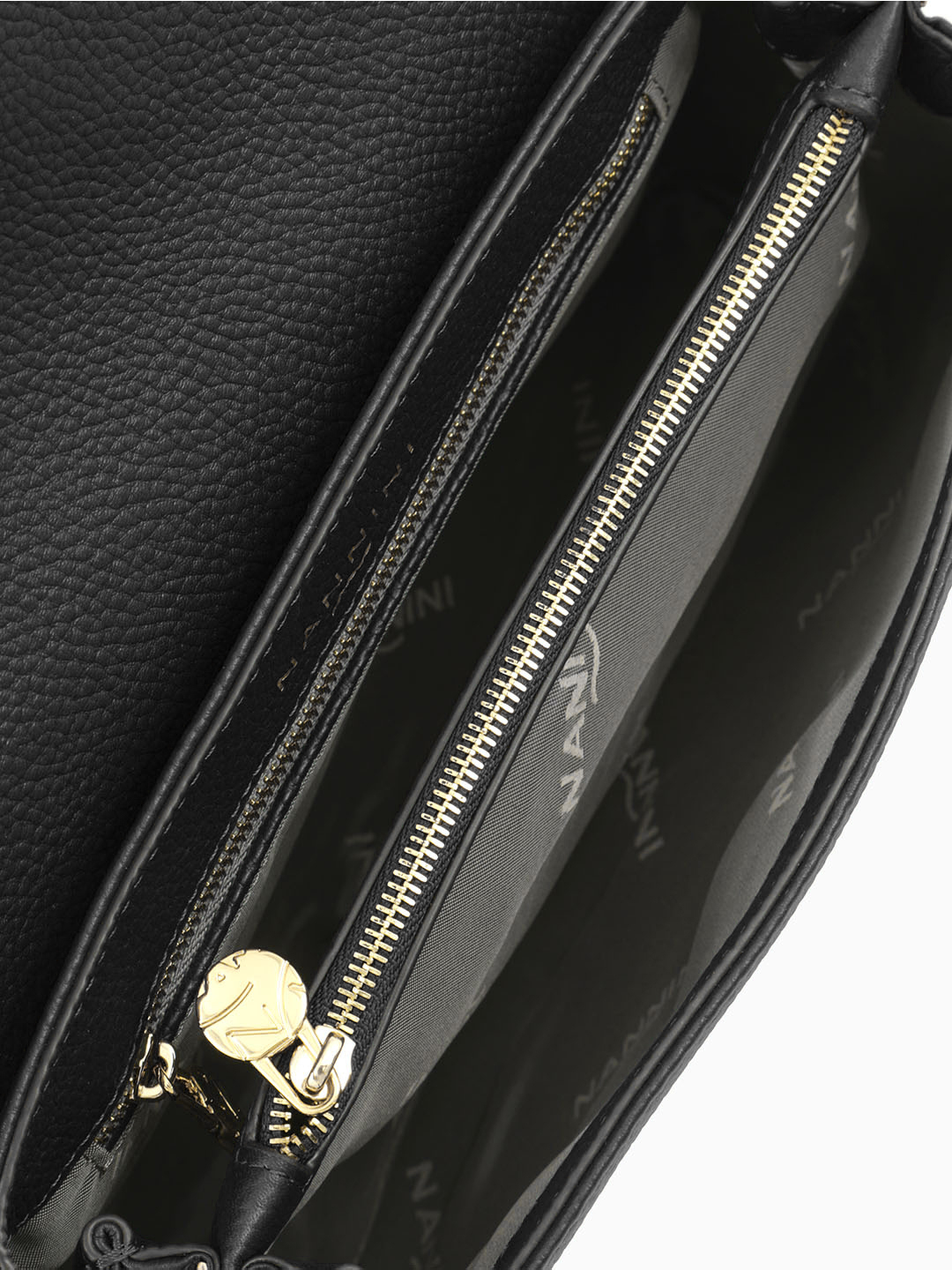 Кросс-боди с брендированным клапаном и широким ремнём от Nannini черного цвета