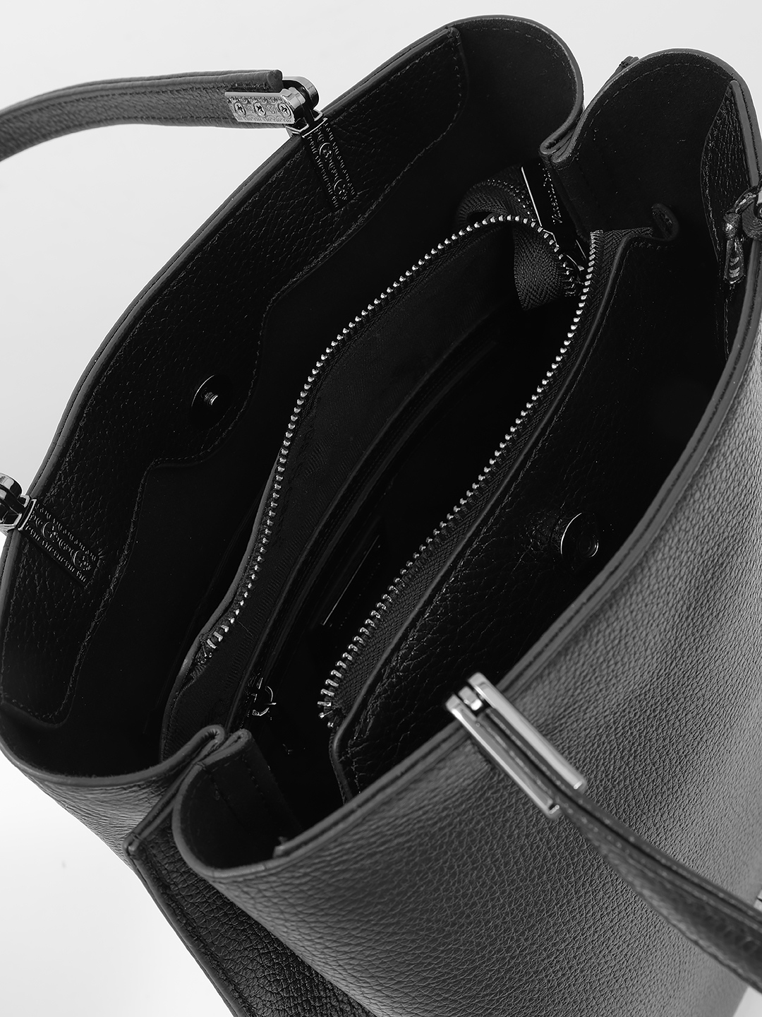 Сумка-шоппер с именной гравировкой от Vanessa Scani чёрного цвета