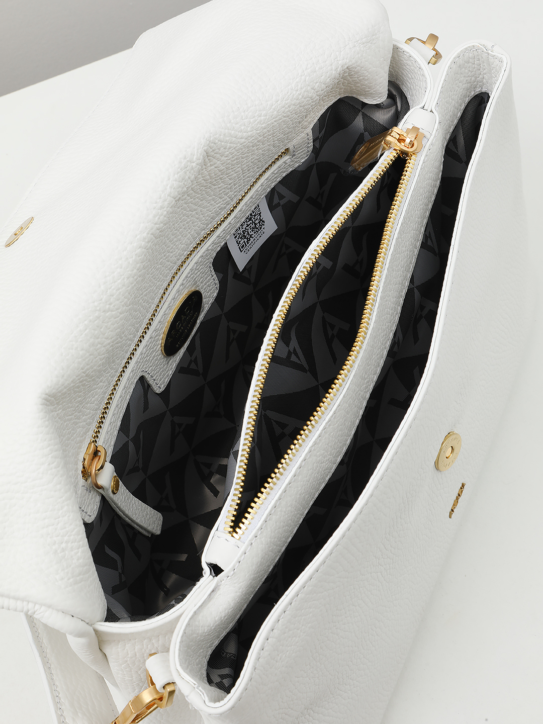 Сумка на плечо с именным подкладом от ARCADIA в белом цвете